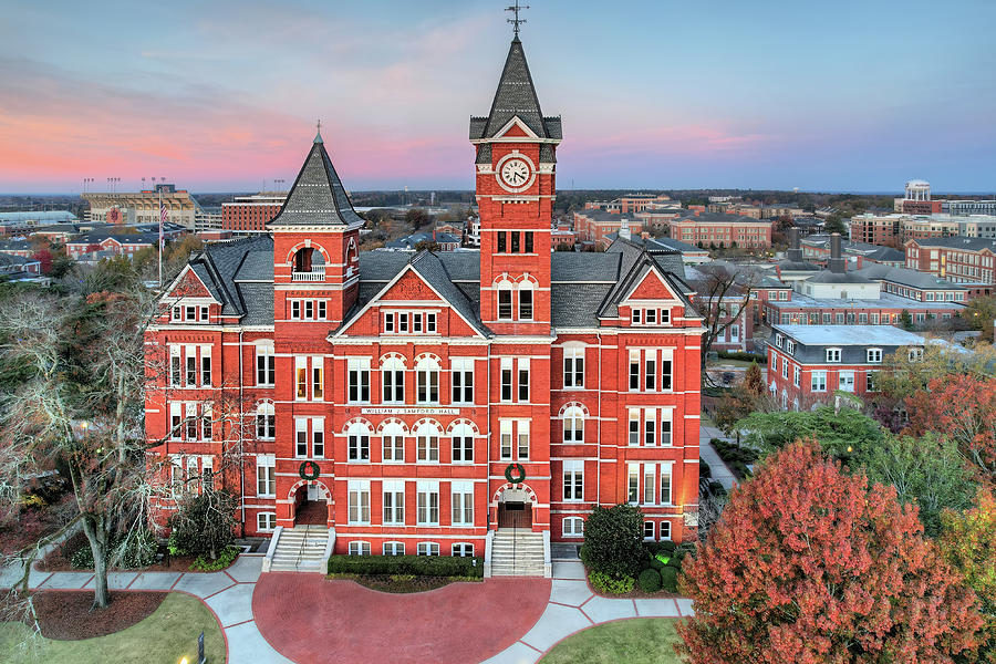 Living in Auburn, Alabama means you know this is a Picture of Samford Hall at Auburn University